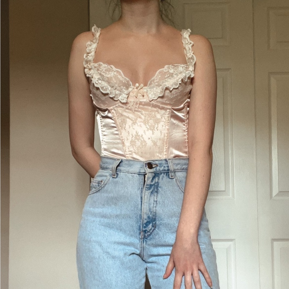 ❌sold❌ Vintage corset top